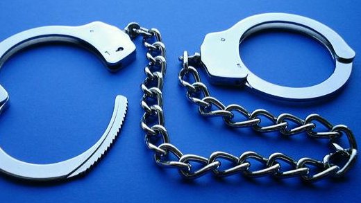 LISTEN: Pastor makes mysterious 'I'm stuck in handcuffs" 911 call