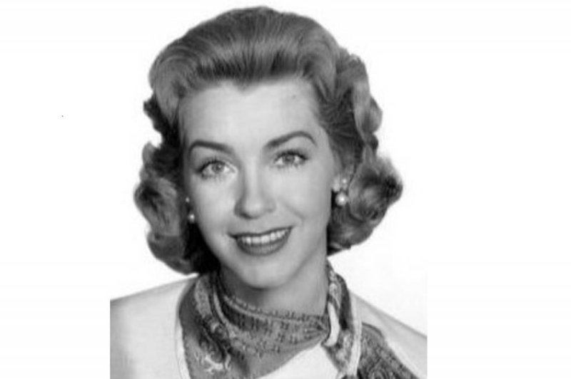 Marsha Hunt appears in a cast photo from the television program "Peck's Bad Girl" in 1959. Photo courtesy of CBS Television/Wikimedia Commons