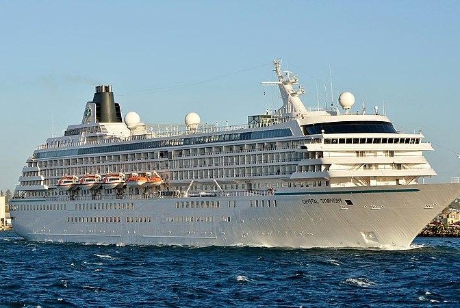 Crystal Symphony diverts to Bahamas after arrest warrant issued over unpaid fuel