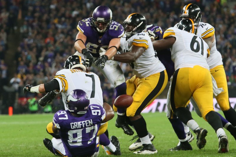 Pittsburgh Steelers quarterback Ben Roethlisberger is sacked by Minnesota Vikings DE Everson Griffen. The defensive lineman agreed to a four-year extension on Wednesday. File photo by Hugo Philpott/UPI