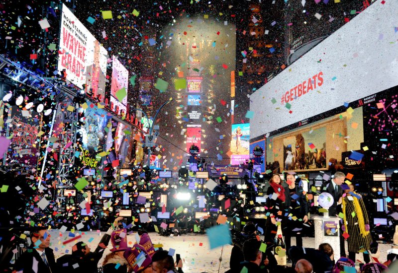 Outgoing U.N. chief to drop ball at Times Square New Year's Eve