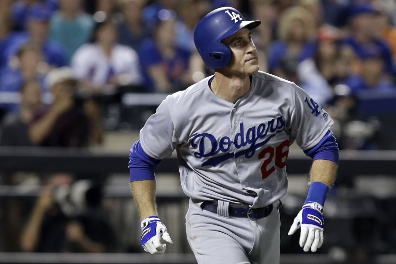 Chase Utley, Scott Kazmir stand out in Los Angeles Dodgers' 8-4 win