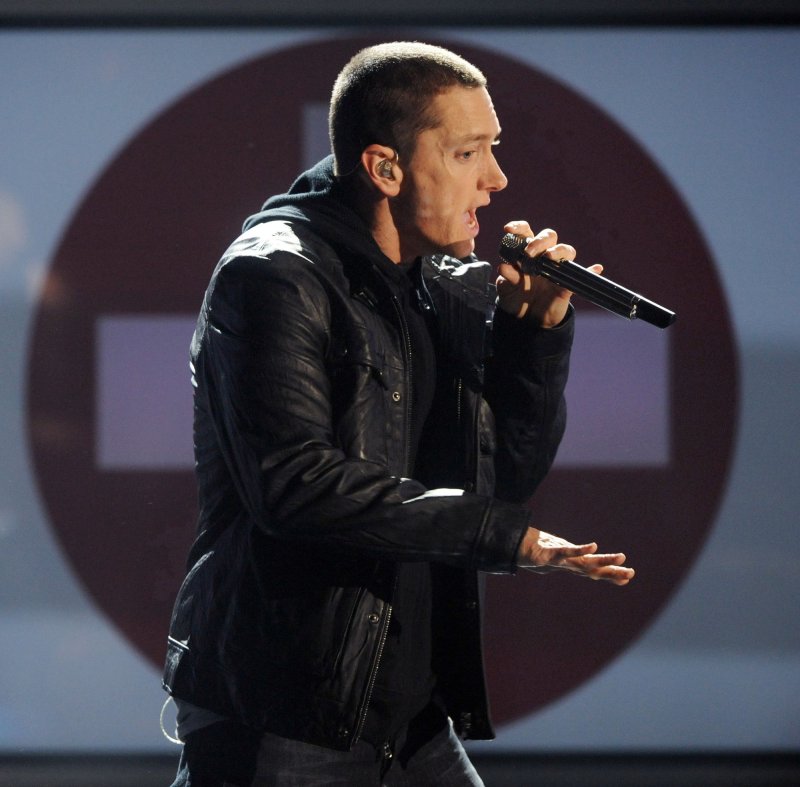 Sellout crowds for Rappers Eminem, Jay-Z - UPI.com