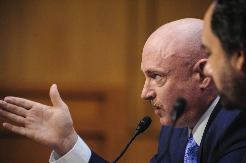 Mark Kelly anti-gun-violence group to spend big in 2014 elections