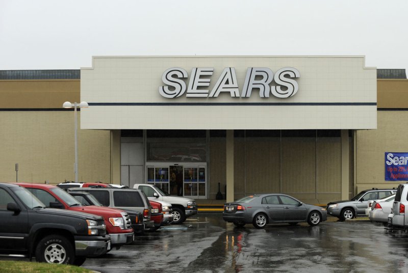 Sears CEO makes offer to spin off store divisions for funding