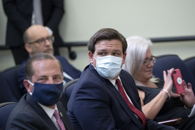Biden administration urges Florida, Texas to reverse school mask mandate bans