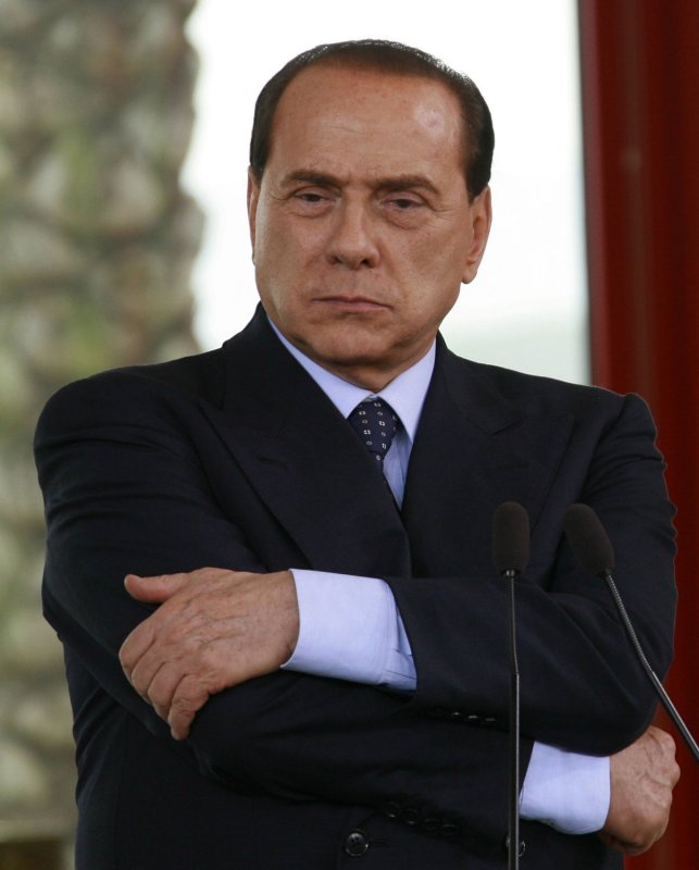 Berlusconi: Kids feel like Jews under Hitler because of judiciary