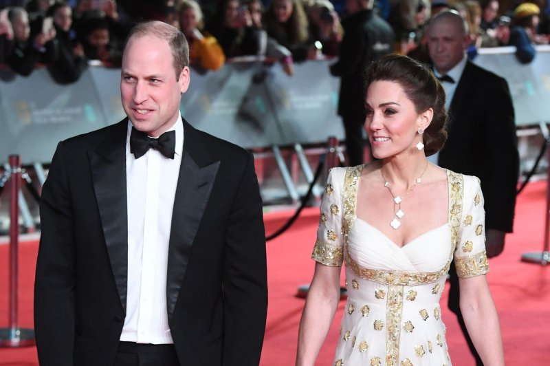 Prince William, Kate Middleton share family Christmas card photo