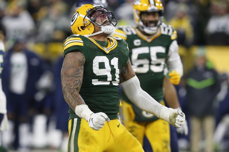 Green Bay Packers outside linebacker Preston Smith reduced his 2022 salary cap number through his new contract extension with the NFC North franchise. File Photo by Nuccio DiNuzzo/UPI | <a href="/News_Photos/lp/46f0d2e0cbfccc0a3a6dab890e159944/" target="_blank">License Photo</a>