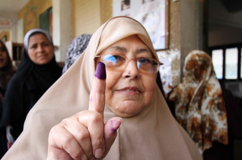 Egyptians vote on new constitution
