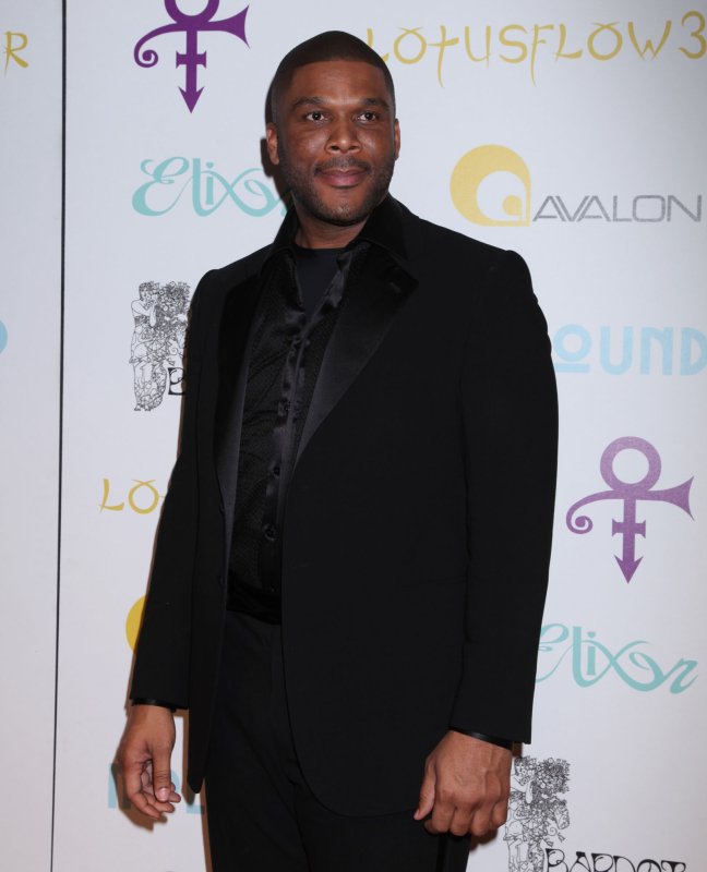 Tyler Perry arrives on the red carpet at Prince's Oscar After Party in Hollywood on February 22, 2009. The event, during which Prince performed live, followed the 81st annual Academy Awards ceremony. (UPI Photo/David Silpa)