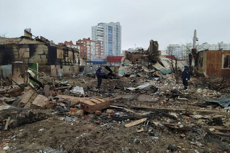 Ukrainian officals say Russian attack on Mariupol persists as peace talks fail