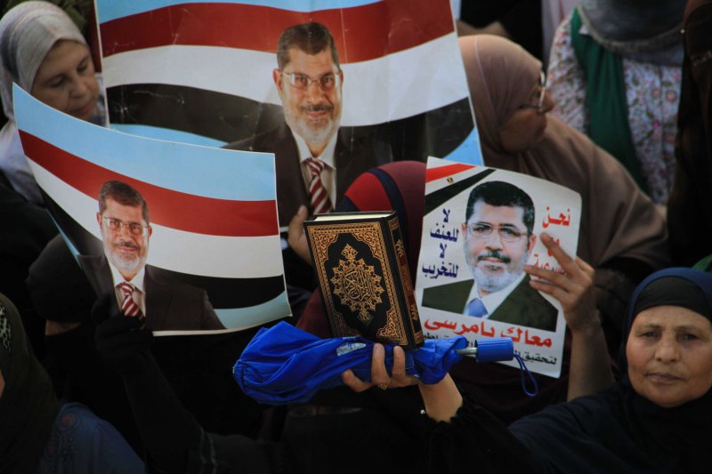 Trial set for ousted Egyptian leader Morsi, Muslim Brotherhood leaders