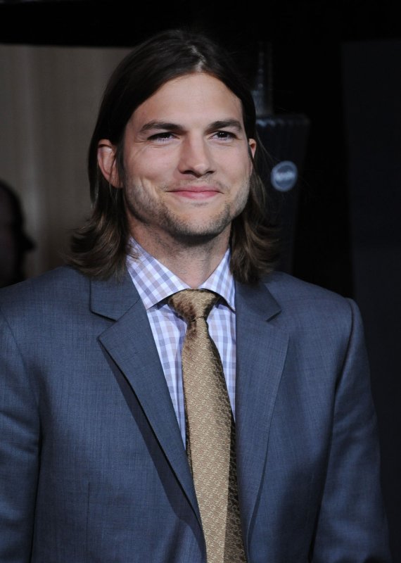 Ashton Kutcher, a cast member in the romantic comedy motion picture "New Year's Eve", attends the premiere of the film at Grauman's Chinese Theatre in the Hollywood section of Los Angeles on December 5, 2011. UPI/Jim Ruymen