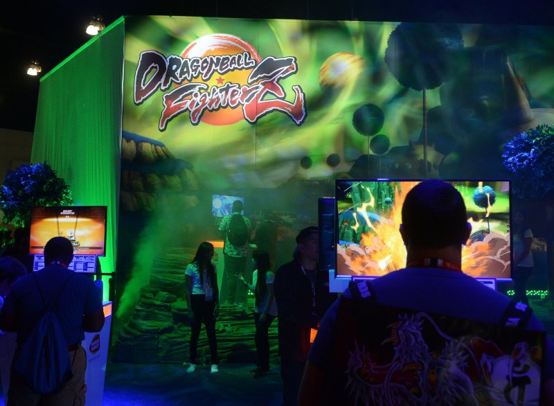 'Dragon Ball FighterZ': Goku, Frieza clash in new fighting game unveiled at E3 2017