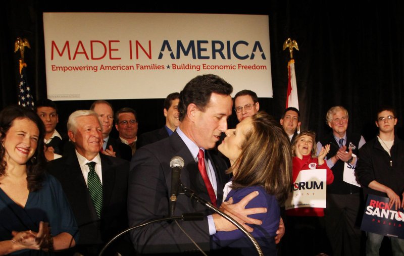 Santorum sweeps Colo., Minn., Mo. in upset