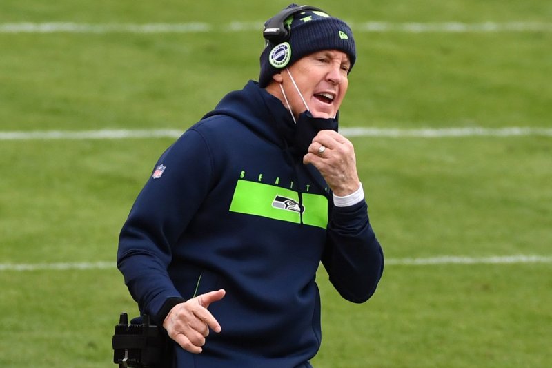 Seahawks coach Pete Carroll exits press interview early after loss