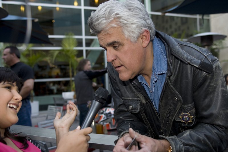 Report: Leno to go prime time on NBC