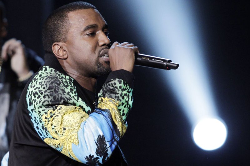 Kanye West booed at Bonnaroo