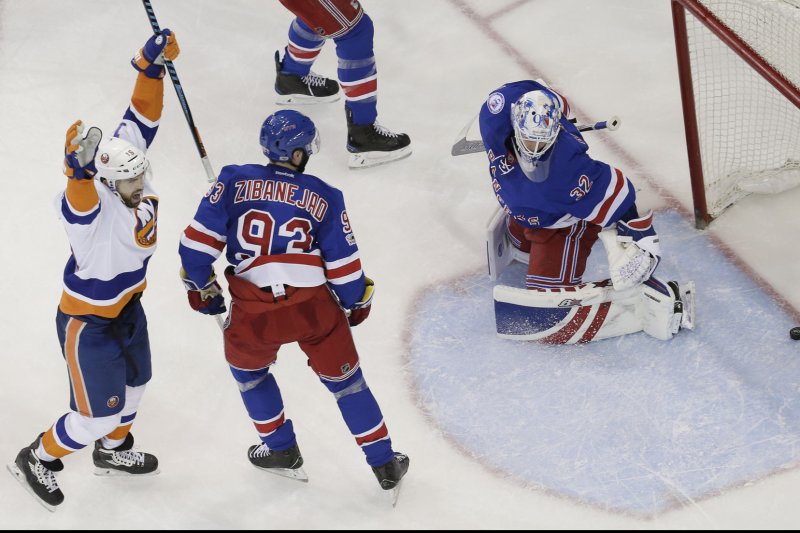 New York Islanders earn two crucial points with win vs. New York Rangers