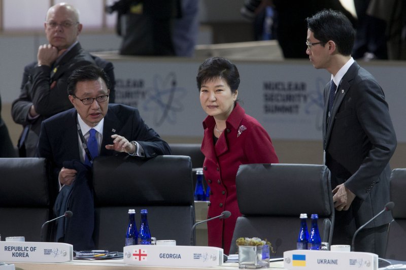 South Korean President Park Geun-hye issued a public apology on Tuesday after a local press report connected her to a longtime acquaintance suspected of corruption. Pool Photo by Andrew Harrer/Pool
