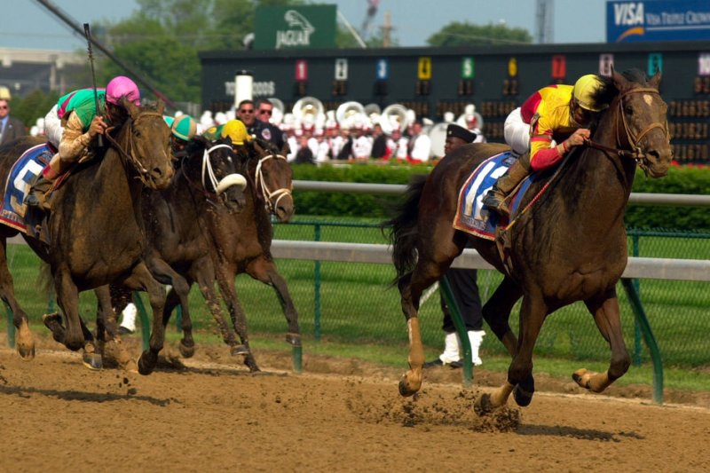 Kent Desormeaux rides Fusaichi Pegasus to victory at the Kentucky Derby on May 6, 2000, in Louisville, Ky. File Photo by Mark Cowan/UPI