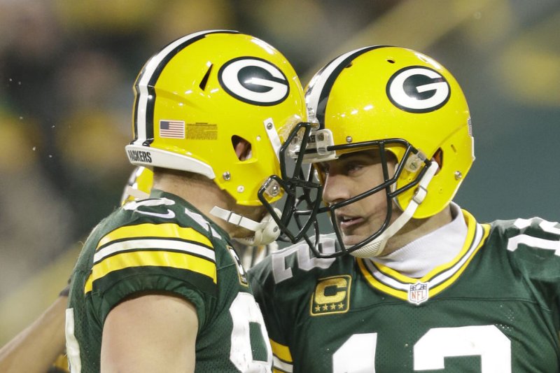 Green Bay Packers QB Aaron Rodgers returns to form with big game