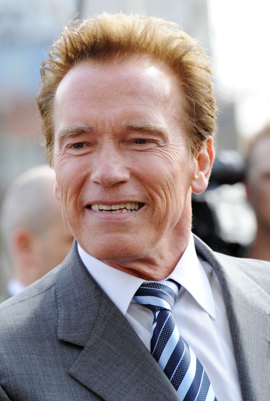 Schwarzenegger's clemency order challenged