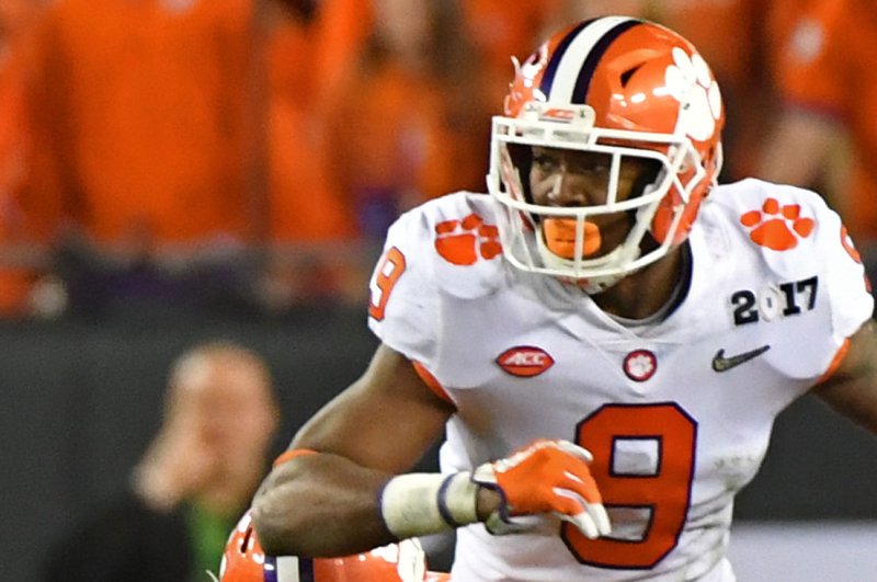 CFB notebook: Clemson QB Bryant exits with chest bruise