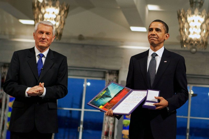 Nobel Committee Chairman Thorbjorn Jagland (L) presents U.S. President Barack Obama with the Nobel Peace Prize medal and diploma during the Nobel Peace Prize ceremony in Raadhuset Main Hall at Oslo City Hall on December 10, 2009. File Photo by Pete Souza/The White House | <a href="/News_Photos/lp/9a95b169ef36bd03e4b9af22af8ef3da/" target="_blank">License Photo</a>