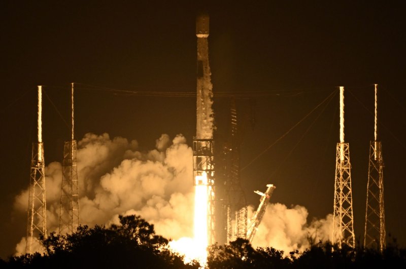 A SpaceX Falcon 9 rocket launches Starlink satellites on mission "6-25" at 7:20 PM from Launch Complex 40 at the Cape Canaveral Space Force Station in Florida on Monday. Photo by Joe Marino/UPI