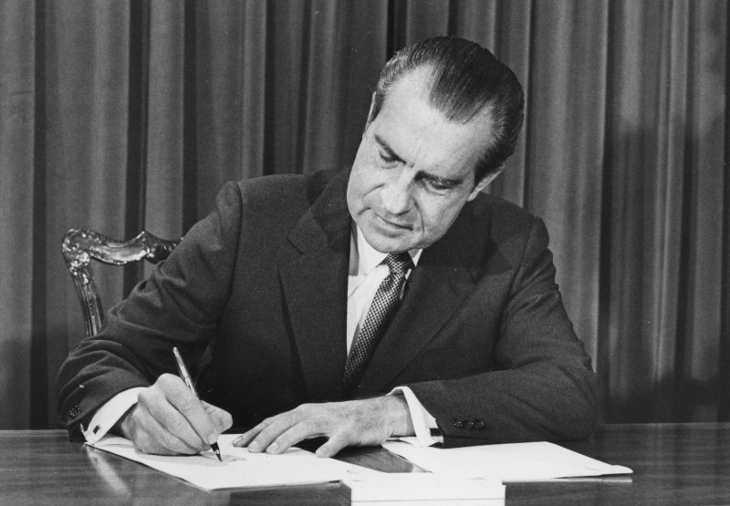 Papers indicate Nixon had racial strategy