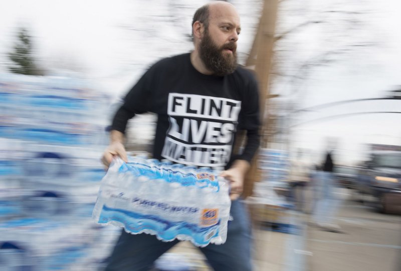 Lead in Flint, Mich., water below federal limits, still not drinkable
