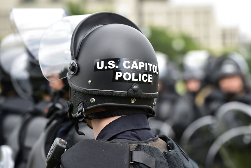Officer Michael Riley resigns from Capitol Police after indictment