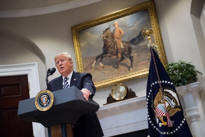 Trump announces plans to crack down on asylum claims