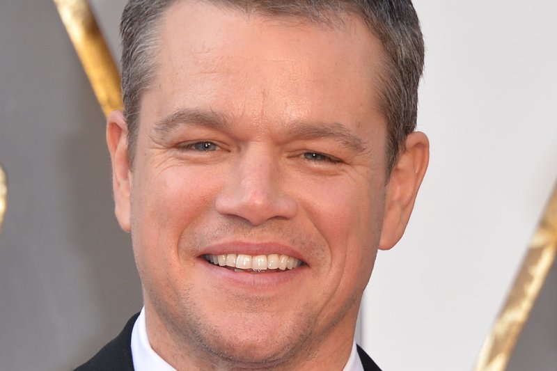Ben Affleck smuggles Matt Damon on to 'Jimmy Kimmel Live' post-Oscars special