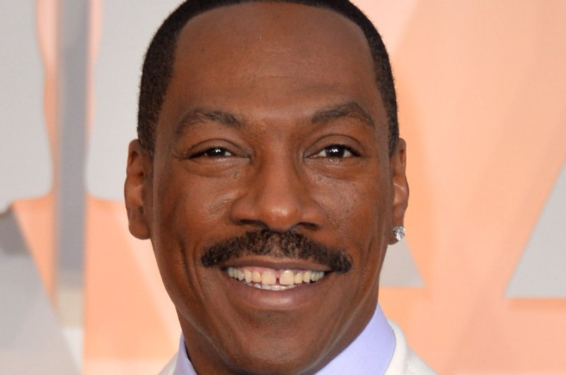 Arsenio Hall, Dave Chappelle to honor Eddie Murphy with Mark Twain Prize for American humor