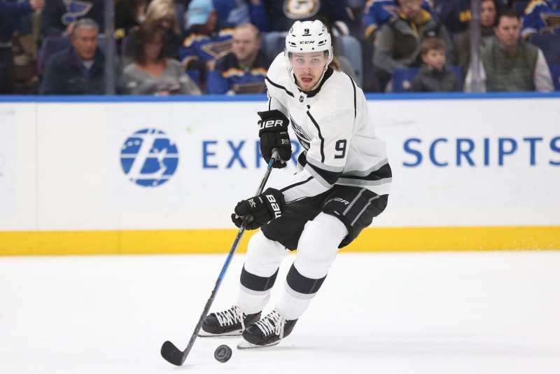 Los Angeles Kings beat St. Louis Blues, win fourth consecutive game