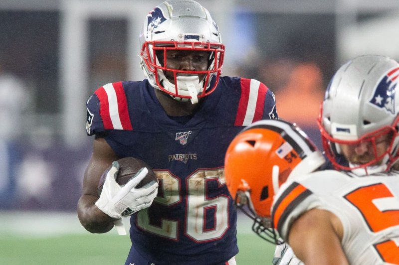 Rams trade for Patriots RB Sony Michel amid injury issues