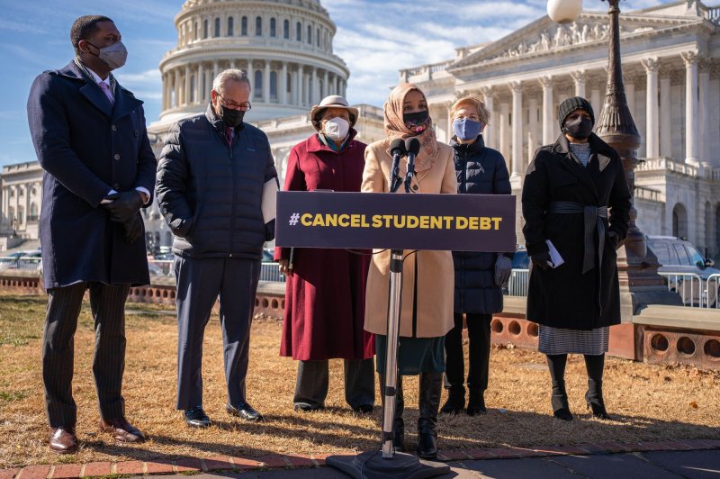 Democrats call for release of memo on Biden's authority to cancel student debt