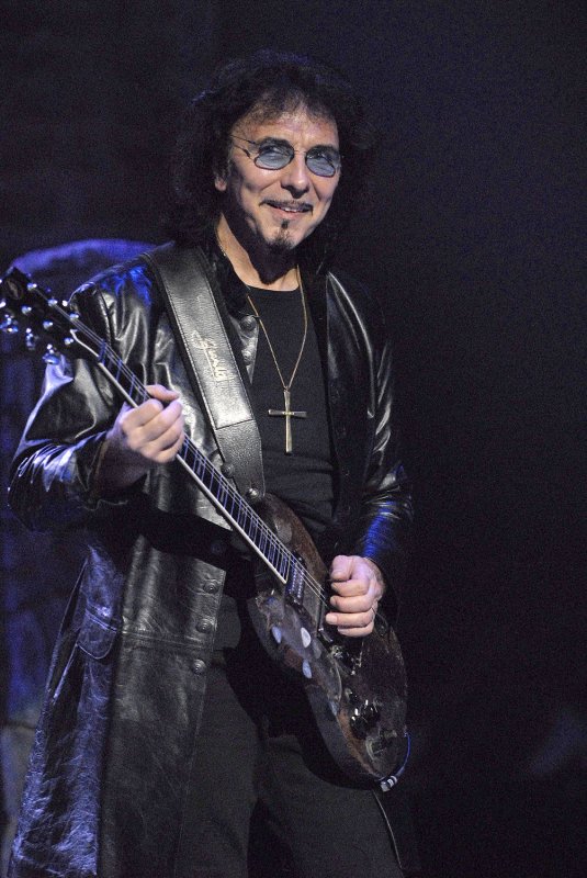 Tony Iommi of Heaven and Hell performs in concert at the Bank Atlantic Center in Sunrise, Florida on September 15, 2007. (UPI Photo/Michael Bush)