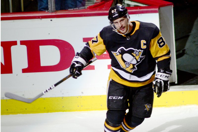 Sidney Crosby hat trick highlights Penguins win vs. Flyers