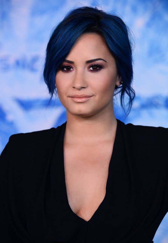 Demi Lovato says she wants to be a good role model for her fans