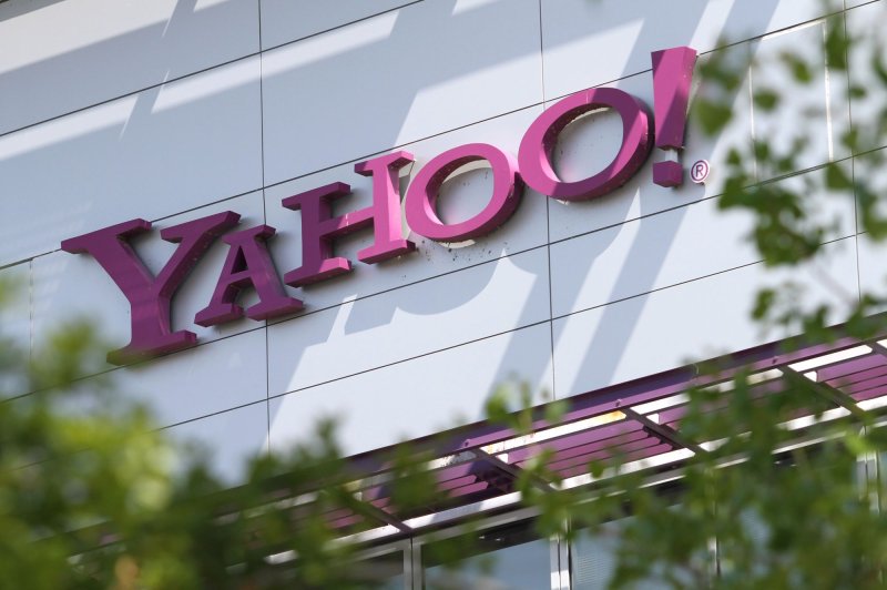 Yahoo tops 3Q expectations with $163M amid pending deal with Verizon