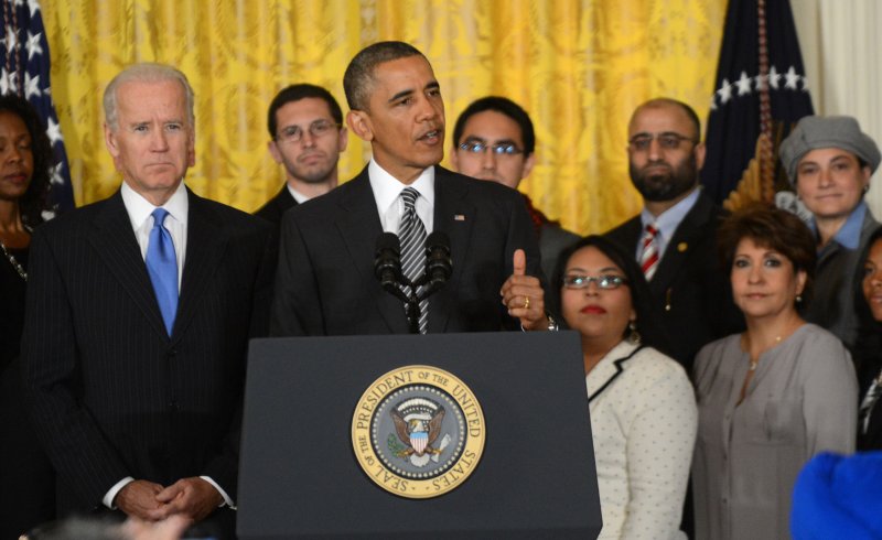 Obama calls on House to pass immigration reform this year