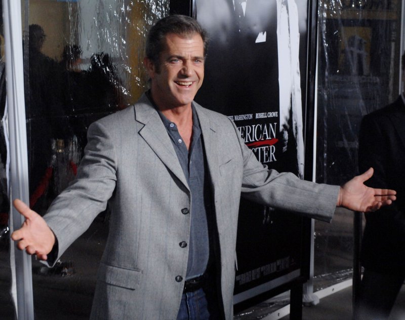 Actor Mel Gibson attends the premiere of the motion picture crime thriller "American Gangster," in Los Angeles on October 29, 2007. (UPI Photo/Jim Ruymen)
