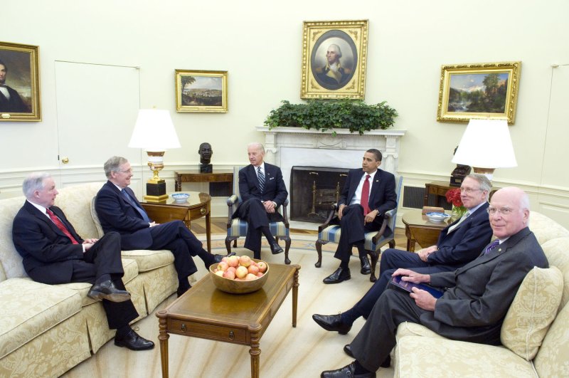 U.S. President Barack Obama (3rd R) and U.S. Vice President Joe Biden (3rd L) meet with a group of bi-partisan U.S. Senate leaders to consult with them on the upcoming U.S. Supreme Court nominee in the Oval Office of the White House in Washington on May 13, 2009. At the meeting (L to R) are Ranking Member of the Senate Judiciary Committee Sen. Jeff Sessions (R-AL), Minority Leader Sen. Mitch McConnell (R-KY), Vice President Biden, President Obama, Majority Leader Sen. Harry Reid (D-NV), and Senate Judiciary Committee Chaiman Sen. Patrick Leahy (D-VT), (UPI Photo/Ron Sachs/Pool)