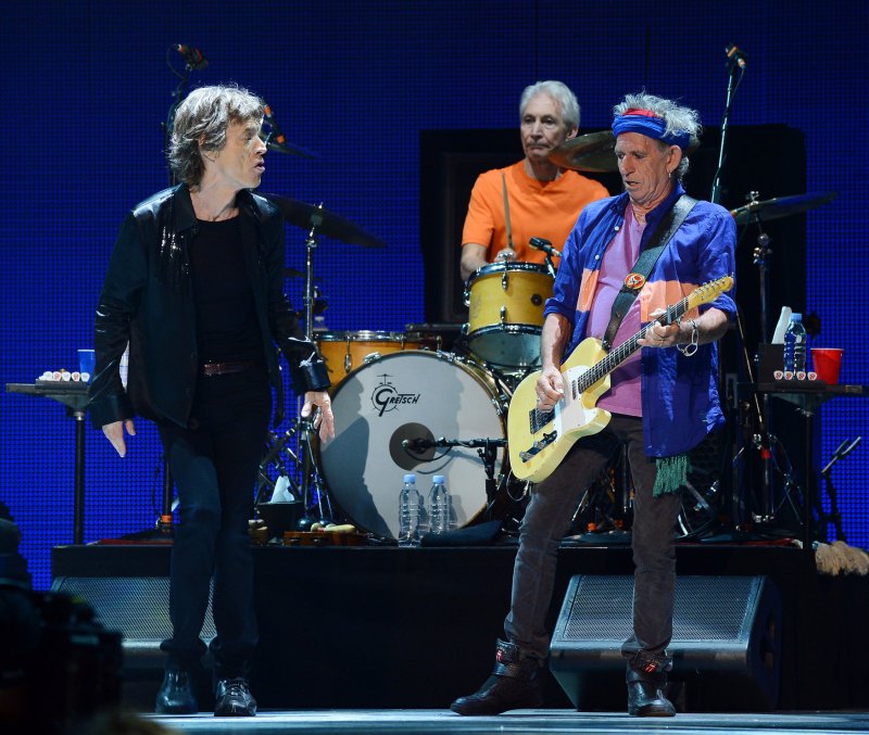 [VIDEO] The Rolling Stones perform with lead singer of Arcade Fire