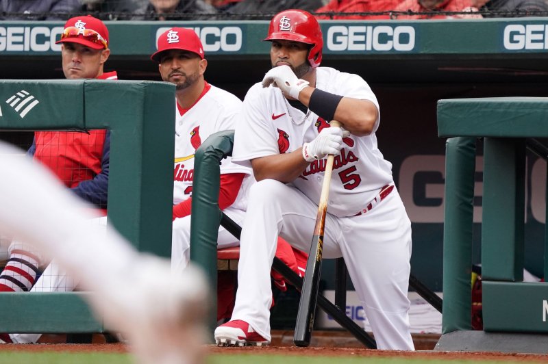 Cardinals rely on Albert Pujols' lessons in slugger's final season