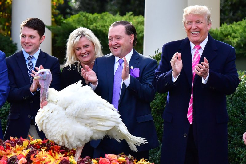 President Trump pardons Drumstick the turkey